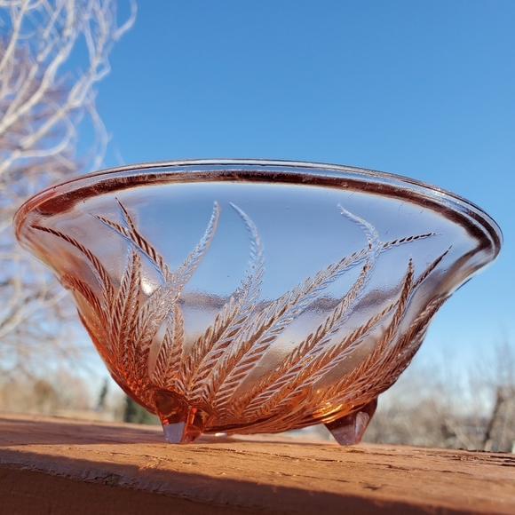 Tiara Depression Glass Bowl - Picture 7 of 8